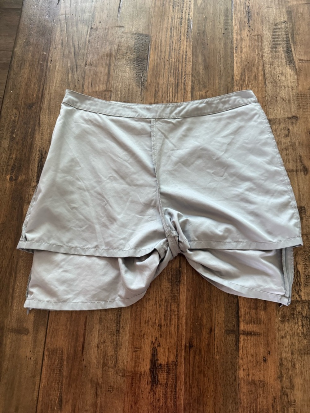 EUC Patagonia Duway Skirt Women’s Size 12 Gray Athletic Skort Hiking Travel - Picture 7 of 10